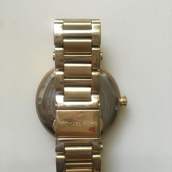 Michael Kors Gold Watch - Picture 4 of 4